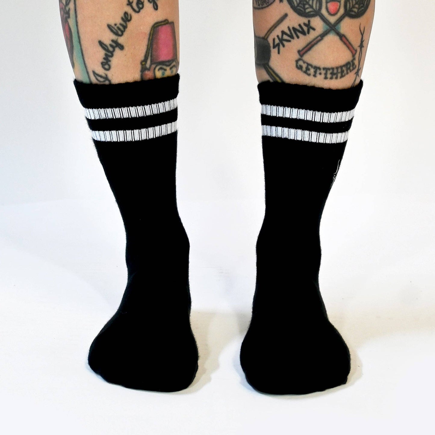 Sourpuss - SOURPUSS DAGGER EMBROIDERED ATHLETIC SOCKS BLACK: Default